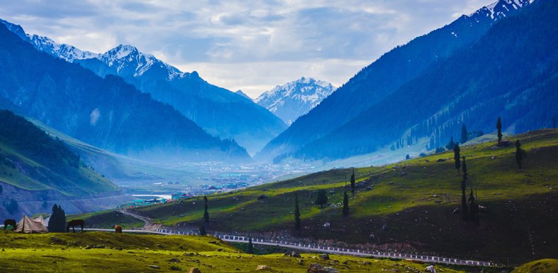 Kashmir Weekend Getaway Kashmir Weekend Getaway